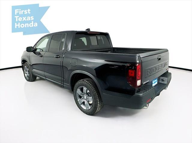 Photo of 2025 Crystal Black Pearl Honda Ridgeline