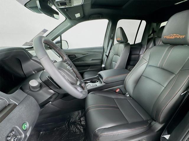 Photo of 2025 Crystal Black Pearl Honda Ridgeline
