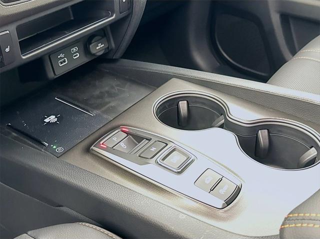 Photo of 2025 Crystal Black Pearl Honda Ridgeline