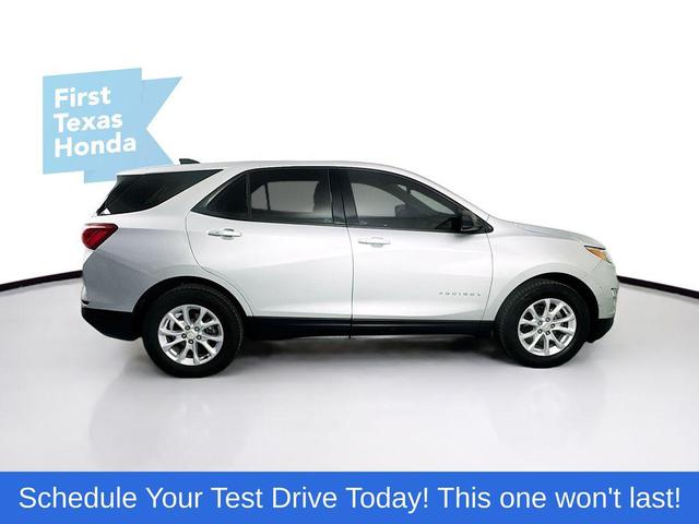 Photo of 2019 Silver Ice Metallic Chevrolet Equinox