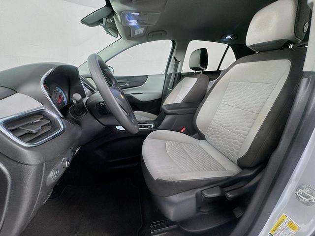 Photo of 2019 Silver Ice Metallic Chevrolet Equinox
