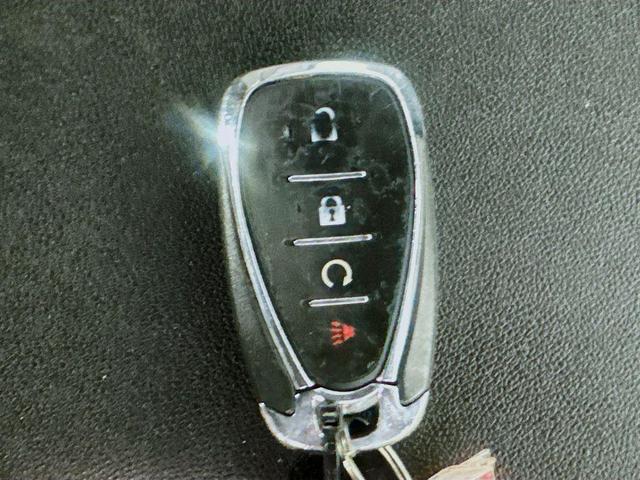 Photo of 2019 Silver Ice Metallic Chevrolet Equinox