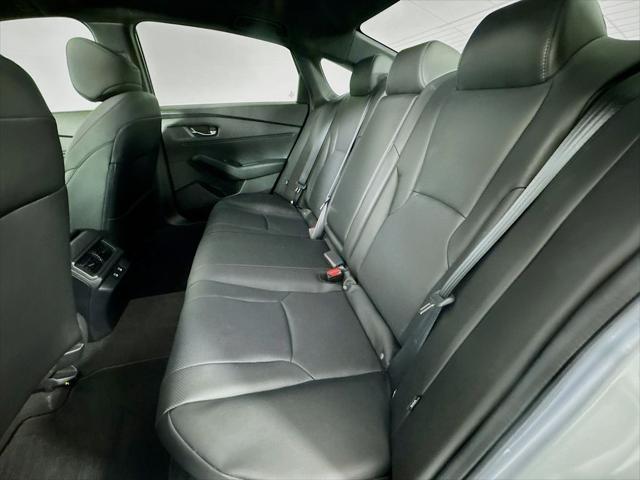 Photo of 2025 Solar Silver Metallic Honda Accord Hybrid