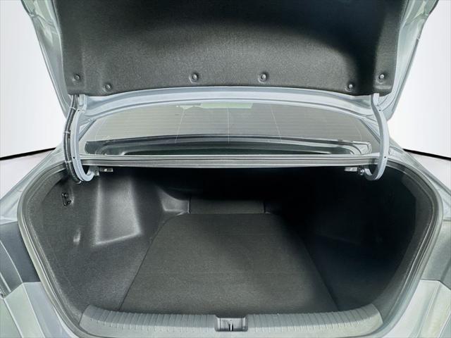 Photo of 2025 Solar Silver Metallic Honda Accord Hybrid