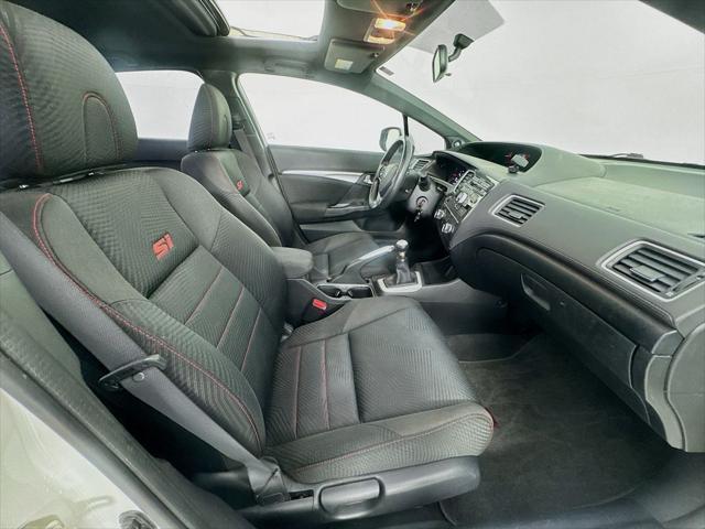 Photo of 2013 Taffeta White Honda Civic