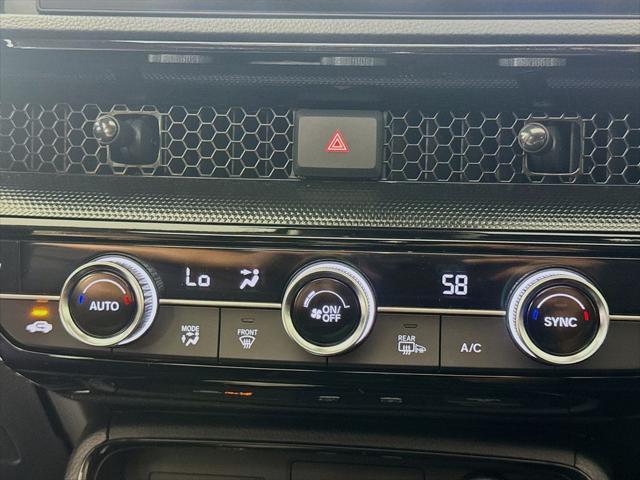 Photo of 2026 Platinum White Pearl Honda CR-V