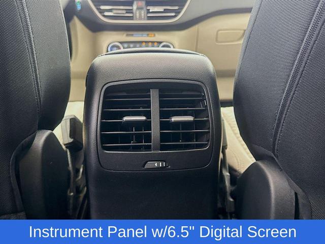 Photo of 2021 CARBONIZED GRAY Ford Escape