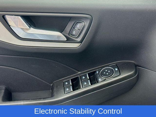 Photo of 2021 CARBONIZED GRAY Ford Escape