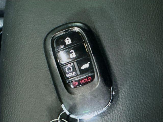 Photo of 2025 Meteorite Gray Metallic Honda CR-V Hybrid