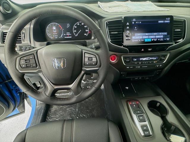Photo of 2025 Diffused Sky Pearl Honda Ridgeline