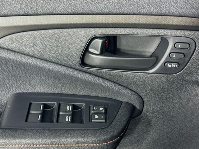 Photo of 2025 Diffused Sky Pearl Honda Ridgeline