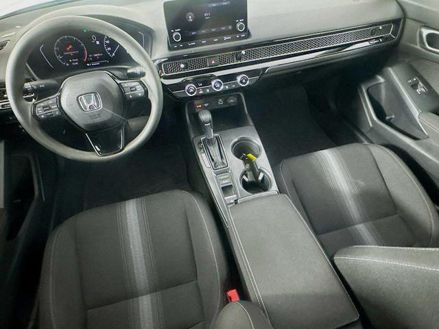 Photo of 2023 Lunar Silver Metallic Honda Civic