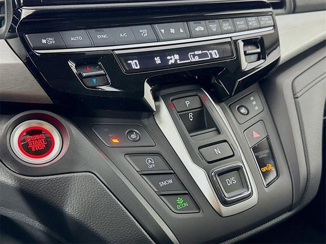 Photo of 2025 Crystal Black Pearl Honda Odyssey