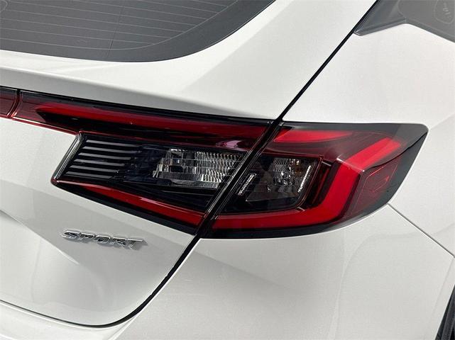 Photo of 2025 Platinum Honda Civic