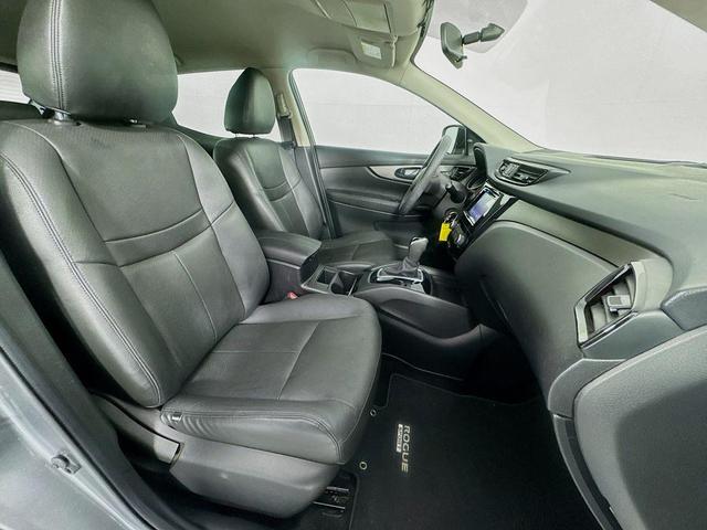 Photo of 2018 Gun Metallic Nissan Rogue Sport