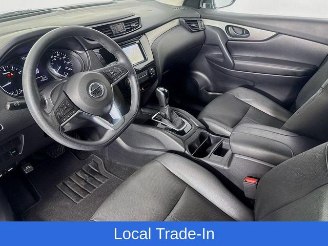 Photo of 2018 Gun Metallic Nissan Rogue Sport