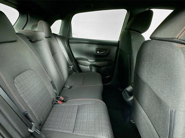Photo of 2025 Platinum White Pearl Honda HR-V