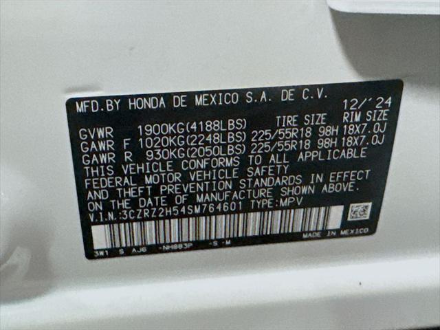 Photo of 2025 Platinum White Pearl Honda HR-V