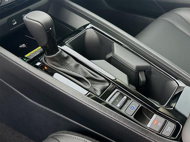 Photo of 2025 Solar Silver Metallic Honda Accord Hybrid