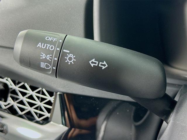 Photo of 2025 Solar Silver Metallic Honda Accord Hybrid