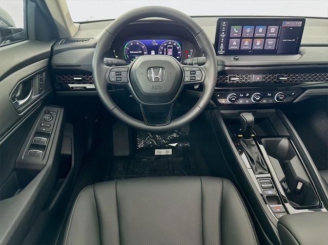 Photo of 2025 Solar Silver Metallic Honda Accord Hybrid