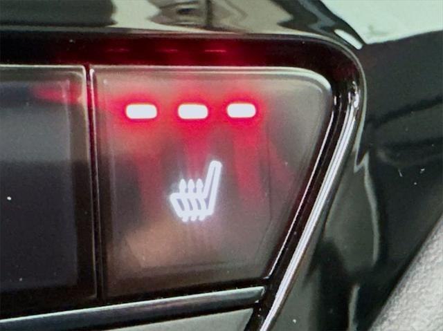 Photo of 2025 Solar Silver Metallic Honda Accord Hybrid