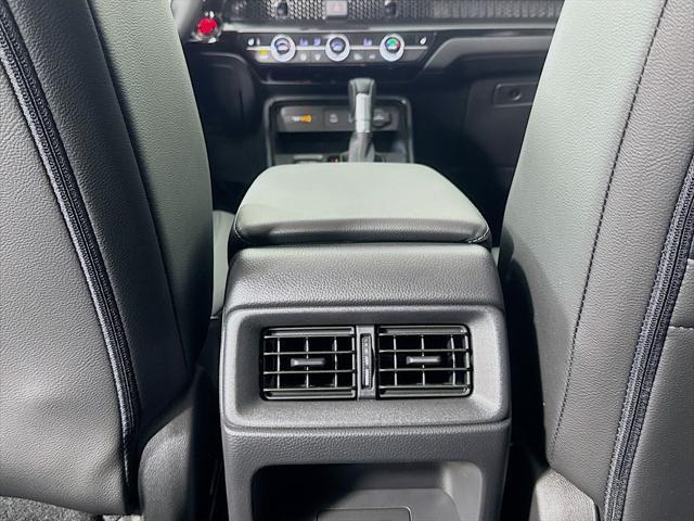 Photo of 2026 Platinum White Pearl Honda CR-V
