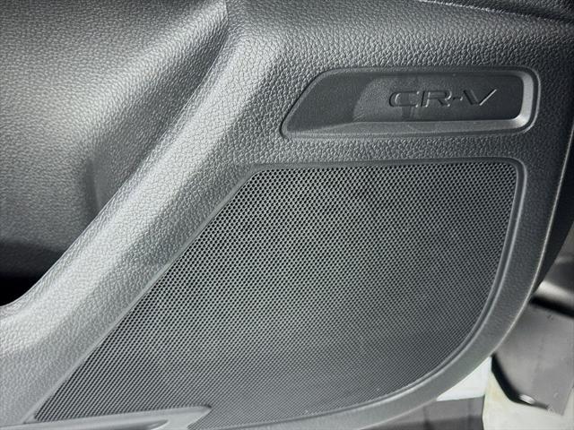 Photo of 2026 Platinum White Pearl Honda CR-V