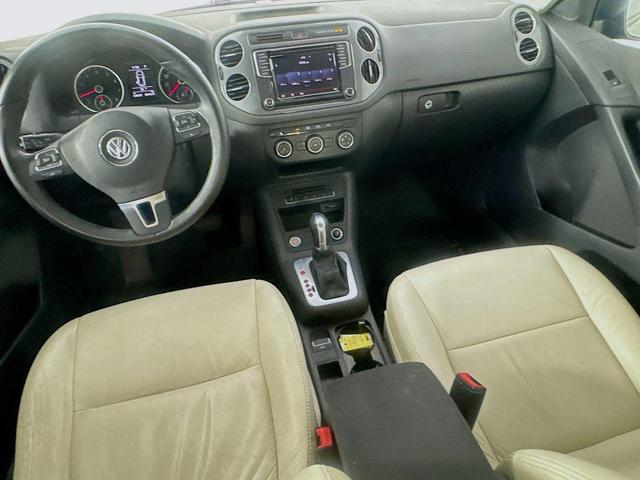 Photo of 2017 Deep Black Pearl Volkswagen Tiguan