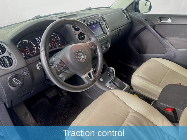 Photo of 2017 Deep Black Pearl Volkswagen Tiguan