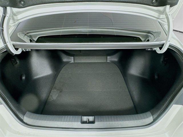 Photo of 2025 Platinum White Pearl Honda Accord Hybrid