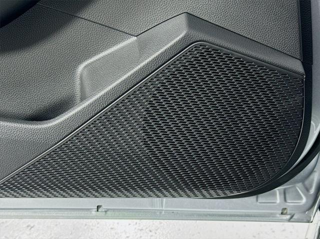 Photo of 2025 Meteorite Gray Metallic Honda Accord