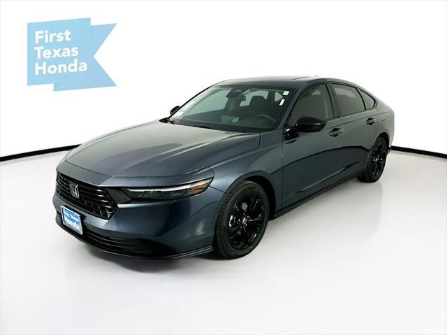 Photo of 2025 Meteorite Gray Metallic Honda Accord