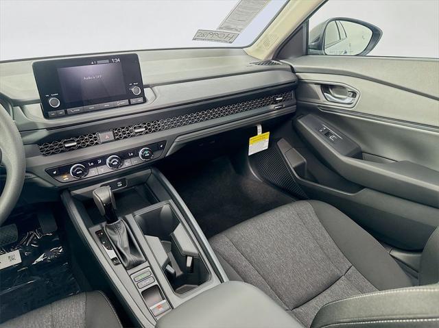 Photo of 2025 Meteorite Gray Metallic Honda Accord