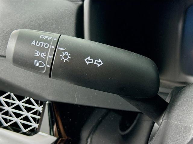 Photo of 2025 Crystal Black Pearl Honda Accord Hybrid