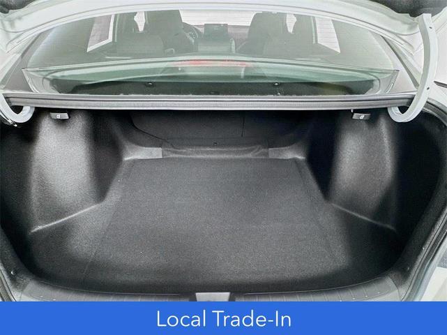 Photo of 2025 Platinum Honda Civic