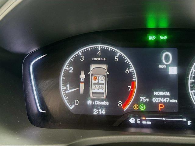 Photo of 2025 Platinum Honda Civic