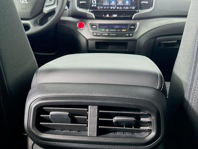 Photo of 2025 Nh-731p/Crystal Bl Honda Ridgeline