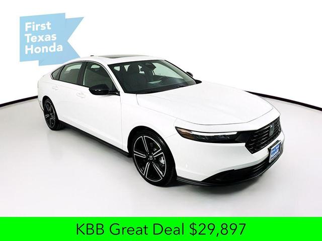 Photo of 2025 Platinum White Pearl Honda Accord Hybrid