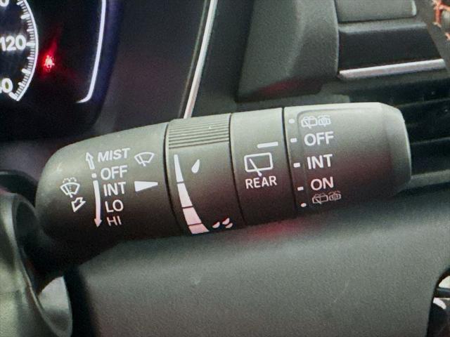 Photo of 2025 Obsidian Blue Pearl Honda Pilot