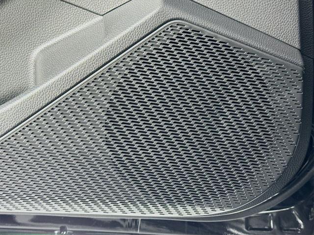 Photo of 2025 Urban Gray Pearl Honda Accord Hybrid
