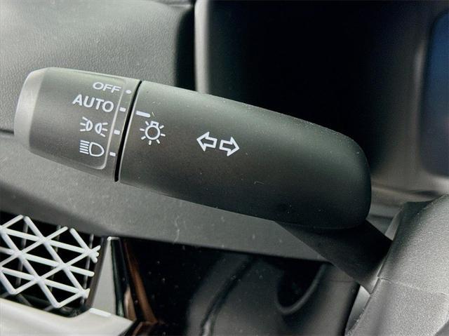 Photo of 2025 Platinum White Pearl Honda Accord Hybrid