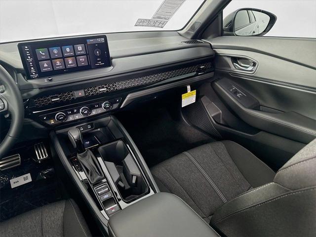 Photo of 2025 Platinum White Pearl Honda Accord Hybrid