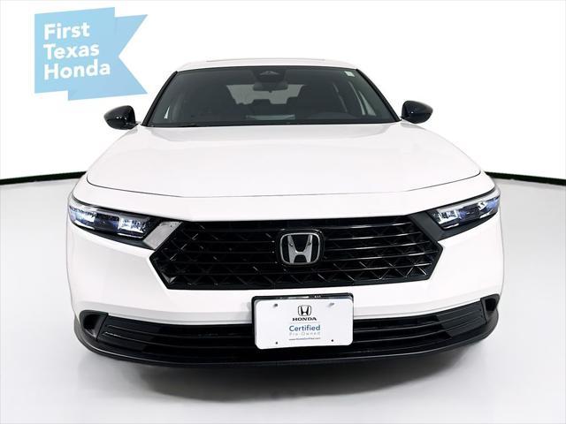 Photo of 2025 Platinum White Pearl Honda Accord Hybrid