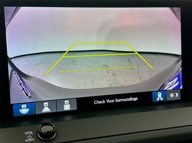 Photo of 2025 Solar Silver Metallic Honda Accord Hybrid