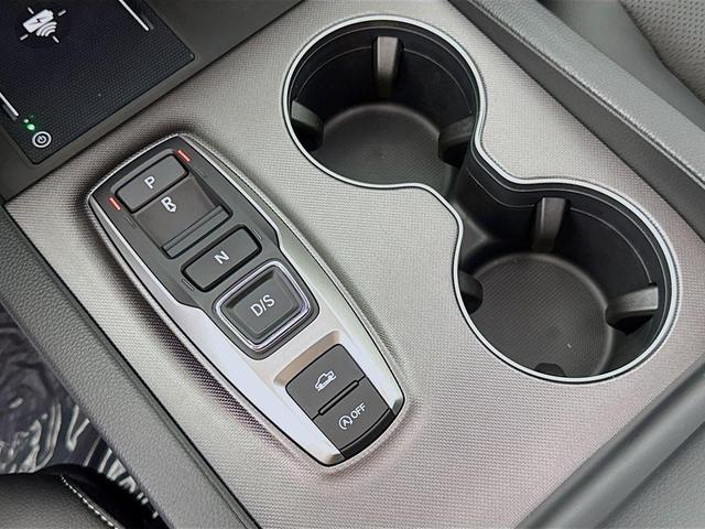 Photo of 2025 Solar Silver Metallic Honda Ridgeline