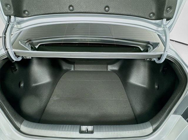 Photo of 2025 Solar Silver Metallic Honda Accord Hybrid
