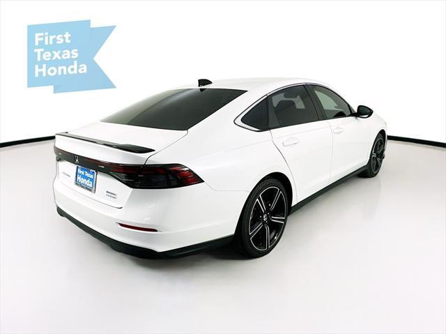 Photo of 2025 Platinum White Pearl Honda Accord Hybrid