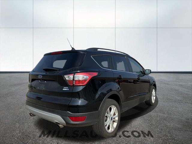 Photo of 2018 Shadow Black Ford Escape