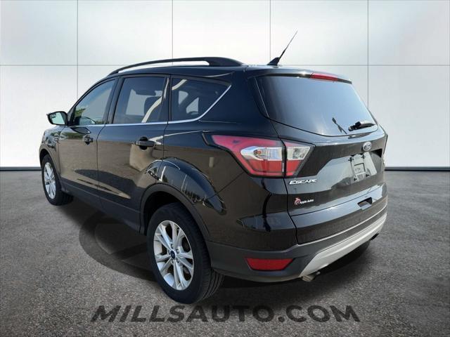 Photo of 2018 Shadow Black Ford Escape